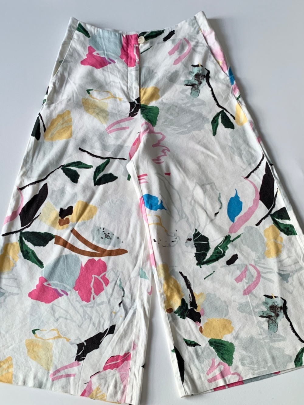Maeve by Anthropologie Wide Leg High Rise Floral printed Pant Women's size 8